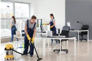 نظافتچی خانم و نظافتچی آقا