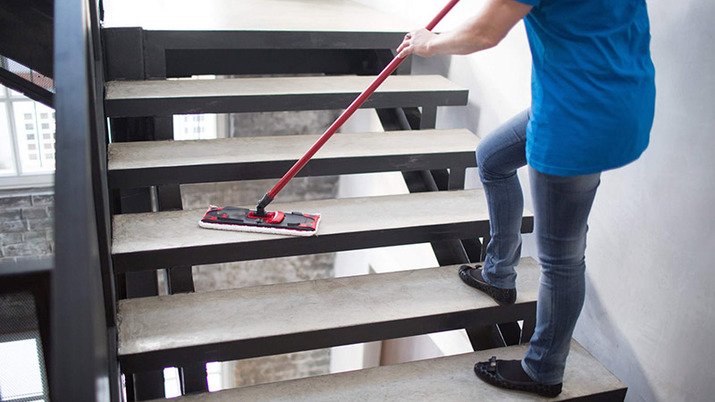 آموزش نظافت راه پله : چگونه راه پله را تمیز کنیم؟ پا‌ک رویال