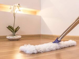 تمیز کردن و نظافت پارکت لمینت | راهنمای کامل