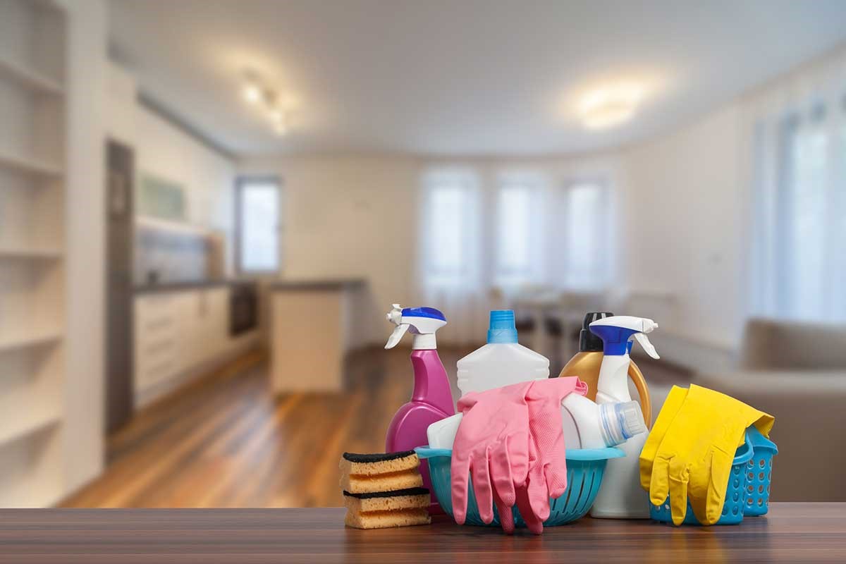 خدمات نظافت منزل با کادری متخصص ومجرب در اسرع وقت و قیمت مناسب
