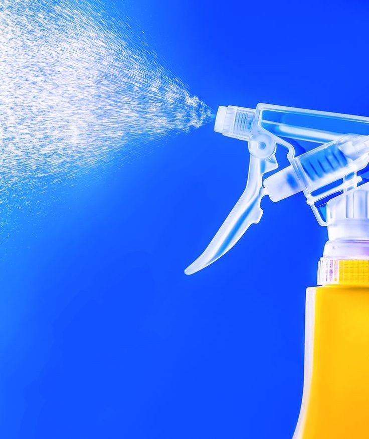 نظافت منزل در تهران - مواد شوینده خطرناک خانگی که باید همین الان دور بریزید! 1404 - مواد شوینده خطرناک - نظافت منزل - شرکت خدماتی نظافتی